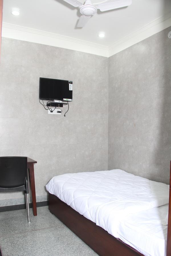 Hotel Silk Haldwani Exterior photo