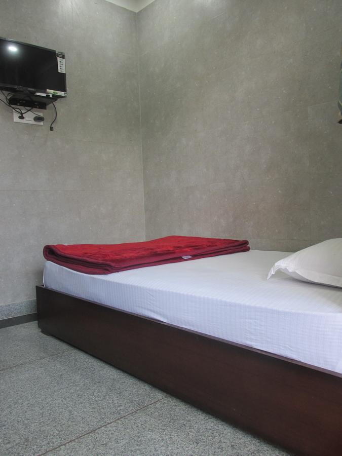 Hotel Silk Haldwani Exterior photo